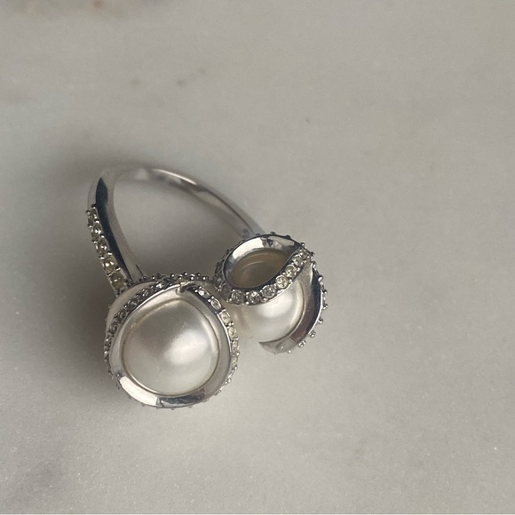 SWAROVSKI faux Pearl silver tone ring size 6 - Picture 11 of 16
